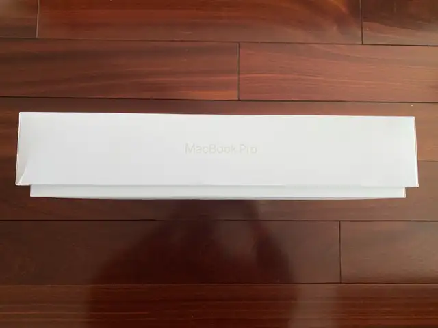 Original MacBook Pro 14 Box in Laptop Accessories in Markham / York Region - Image 6