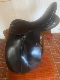 Black Dressage saddle