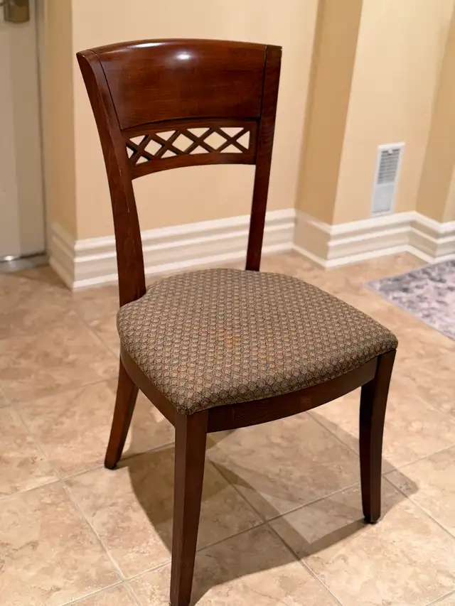 Solid Wood Homestead Woods Dining Set – 8 Chairs – Handcrafted in Dining Tables & Sets in Markham / York Region - Image 4