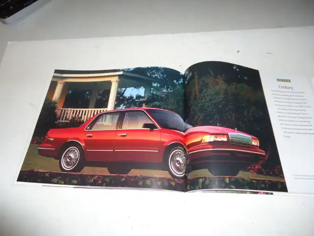 1993 BUICK DELUXE DEALER SALES BROCHURE. ALL MODELS in Arts & Collectibles in Barrie - Image 10