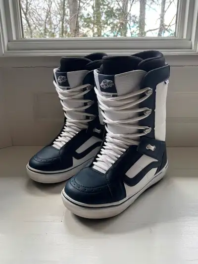 Vans Hi-Standard OG Snowboard Boots Size 8.5, View more