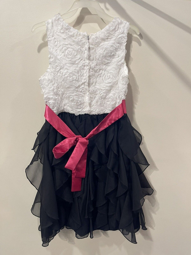 Party dresses for Girls  in Kids & Youth in Markham / York Region - Image 4