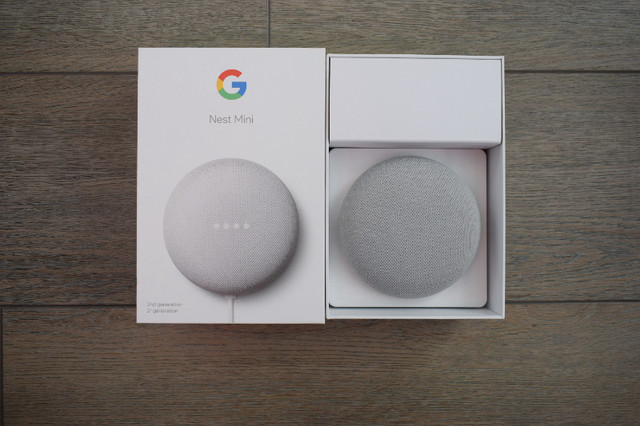 Google Nest Mini 2nd Generation - White - Smart Speaker in General Electronics in City of Toronto