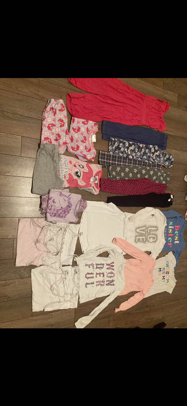 Lot vêtements fille 6 ans in Kids & Youth in Longueuil / South Shore - Image 2