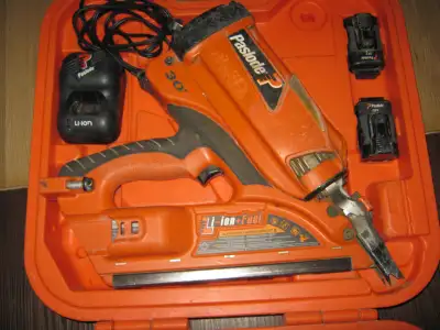 Paslode Impulse XP, Cordless framing nailer, light weight, ion fueled, cold weather, comes with 2 ba...