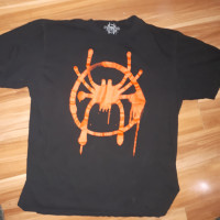 Spiderman t shirt XL in great condition