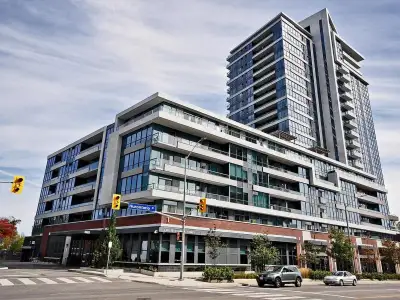 Condo for rent in Port Credit(Hurontario  and Lakeshore)