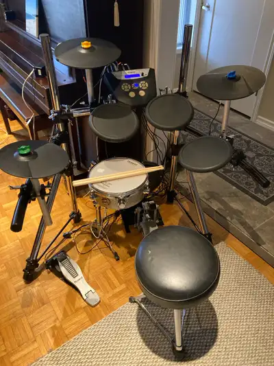 Roland TD6V V drum set, View more