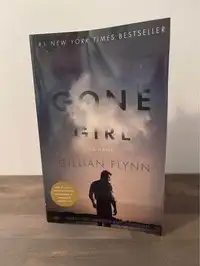 NEW Gone Girl (paperback)