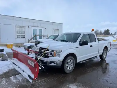 Make: Ford Model: 2018 4x4 Extended Cab Added features: back rack, chrome tool box, beacon light, an...