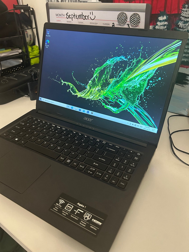 Acer Aspire Laptop 15.6in  in Laptops in Oakville / Halton Region