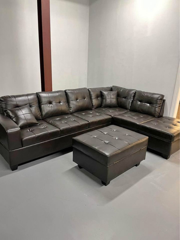 Clearance Sale on Leather Family Sectional Sofa with Ottoman in Couches & Futons in Cambridge - Image 4