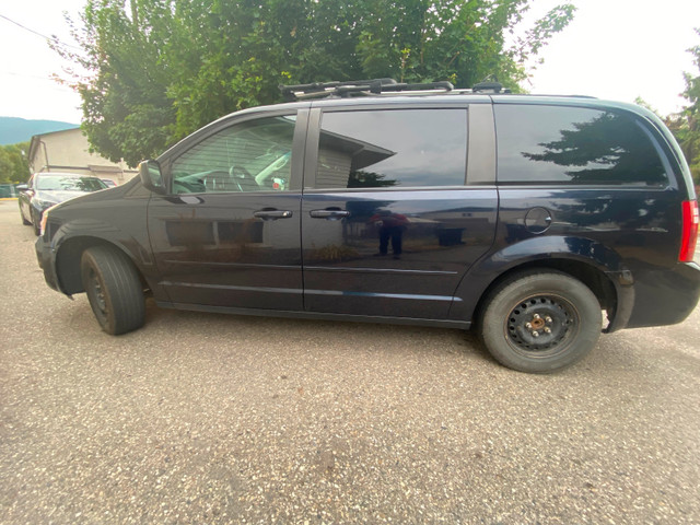2010 dodge grand caravan in Cars & Trucks in Kelowna