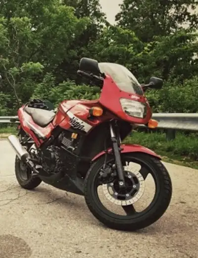 Kawasaki Ninja 500 (2006) REDUCED to $2,500 From $2,800 17,200 kms New Battery, oil filter change &...