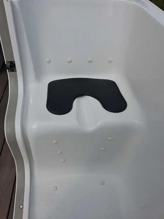 Walk-in Tub556114110495467525