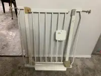 The First Years Hands Free Baby Gate