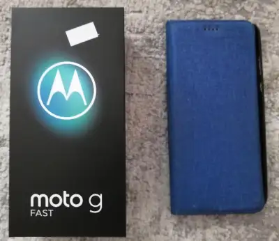 Motorola Moto G Fast like new. With the box and the case. Model: XT2045-3 3+32Gb Color: Pearl White