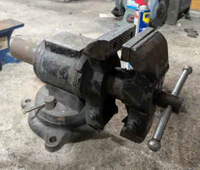 Alltrade Professional 299 swivel vise, View more