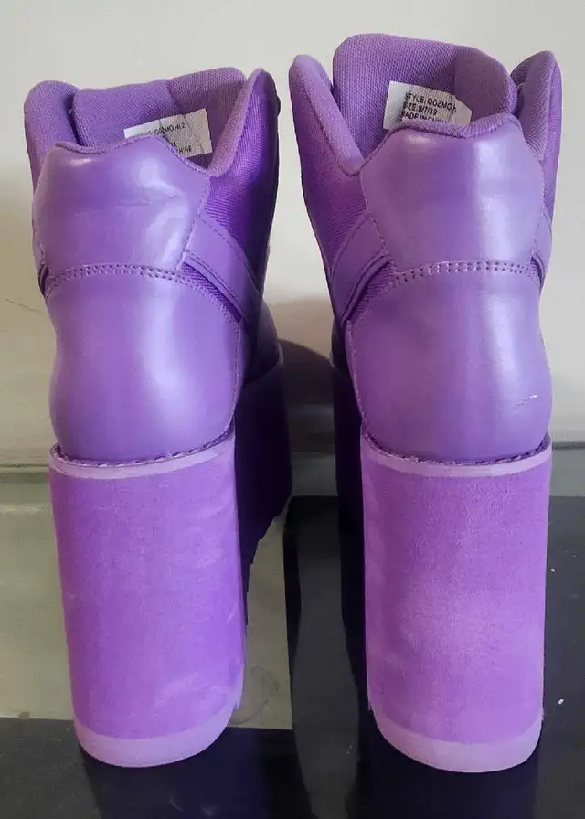 Y.R.U. Qozmo Hi Purple Platform Sneakers – Size 9 – Like New in Women's - Shoes in Calgary - Image 8