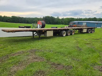 2006 lode king b trains 32’ lead 28’ pup Safetied last 2025 Imported from Alberta 2024 Asking $9,500...