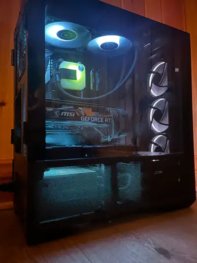 Used, Like new gaming PC: R5 5600x, 3070, 32GB DDR4 3200mhz, View more