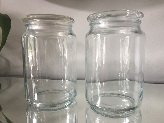 Glass jars with suction lids in Kitchen & Dining Wares in Mississauga / Peel Region