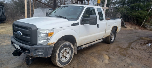 2011 f250 SUPERDUTY EXT CAB in Cars & Trucks in Sault Ste. Marie