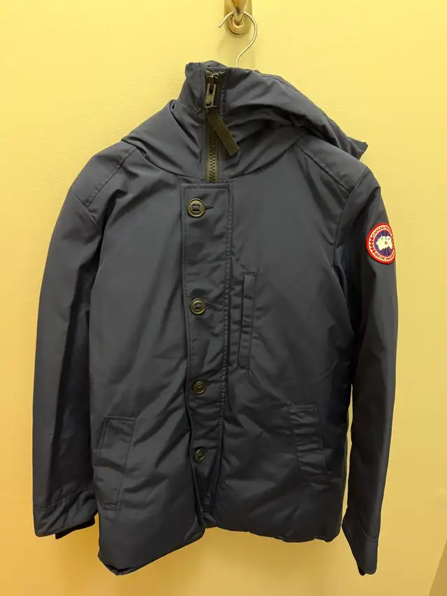 Canada Goose Chateau Parka — Men’s Large — Atlantic Blue in Men's in Edmonton - Image 5