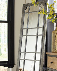 Remy mirror just arrived $249