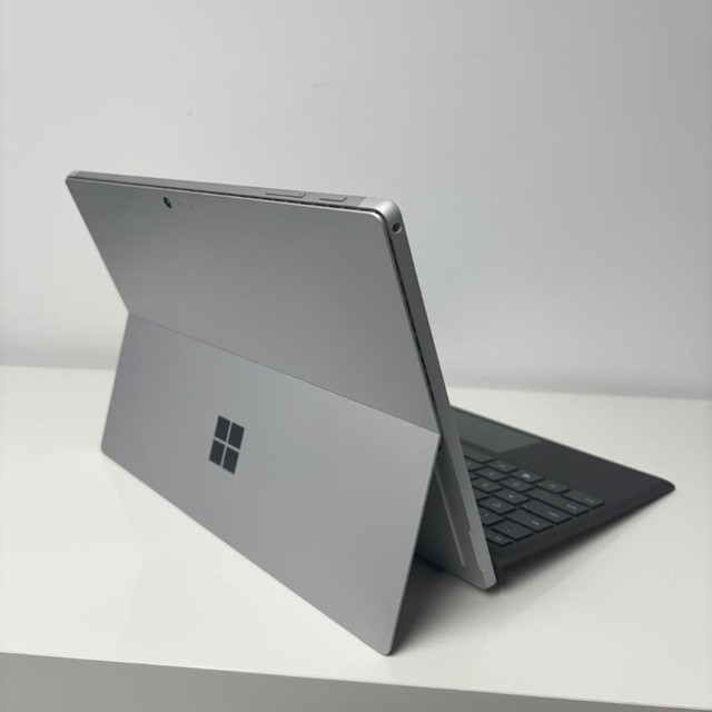 Laptop Surface Pro touchscreen 3K| i5| 4Go RAM & 128Go SSD | dans Portables  à Ville de Montréal - Image 4