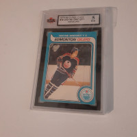 Wayne Gretzky Rookie Hockey Card