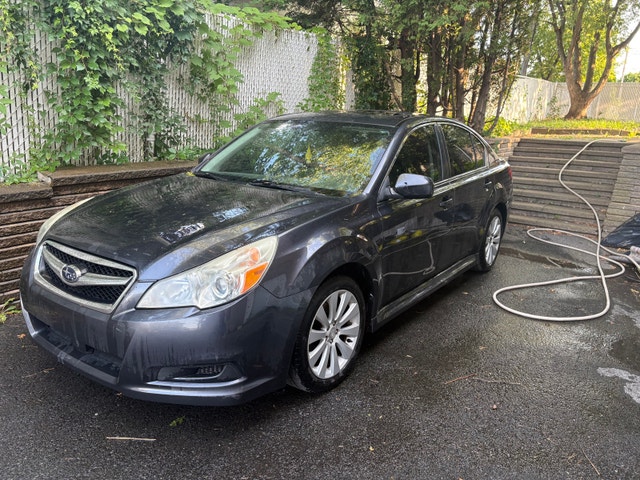 Subaru Legacy for parts
