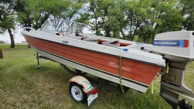 SPRING IS APPROACHING, this awesome little Classic boat has lots of life left in her to enjoy. Our m...