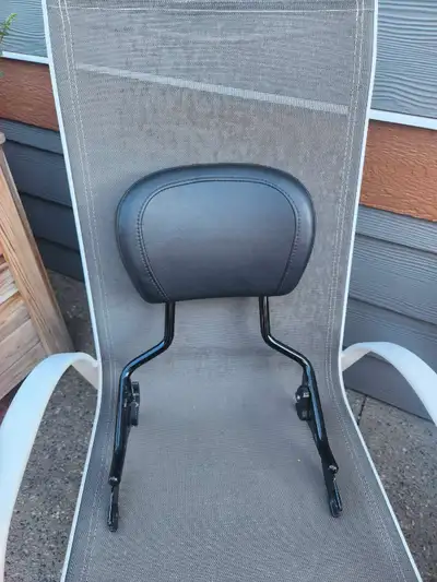 Quick release back rest for harley davidson needs new clip 11.00 @ amazon no longer use great shape...