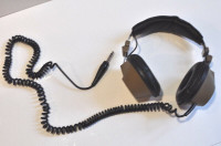 Realistic NOVA 40 Stereo Headphones Retro Vintage Headset