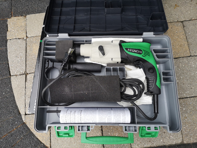 BNIB Hitachi DH22PG Rotary Hammer Drill in Power Tools in City of Toronto - Image 2