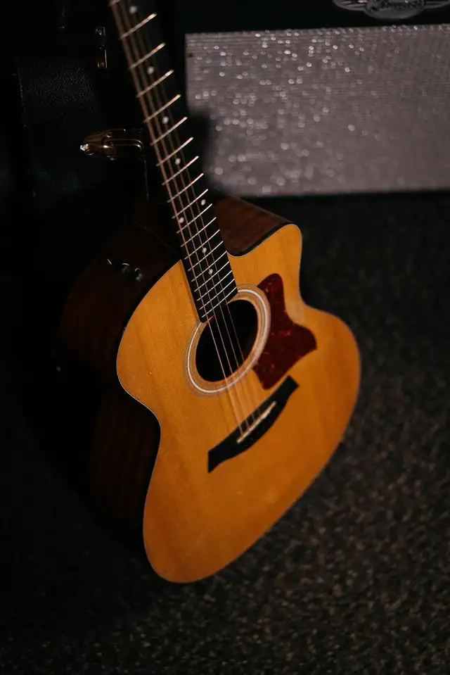  Play guitar with confidence - Local lessons in Red Deer63860080200707121
