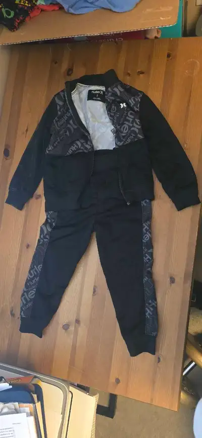 boys tracksuit 3T, View more
