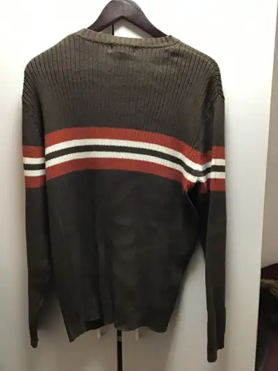 Men’s adult sweater brand new old navy size medium, View more