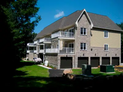 Bromont Vélo Rando Équitation | Condo 3 chambres | Garage, View more