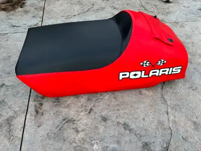 Polaris seat off of 2000 XC 500 SP Will fit other models, Gen 2’s Overall great condition, small rip...