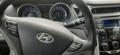 Hyundai sonata in very good condition to sale 