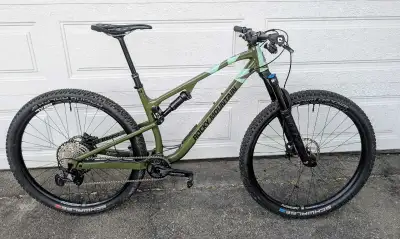 2023 Rocky Mountain Element A50 Large, View more