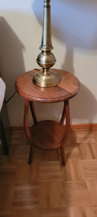 Lamp side table (oak)
