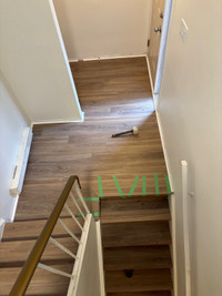 Hardwood & laminate & Vinyl Flooring & Carpet Stairs 