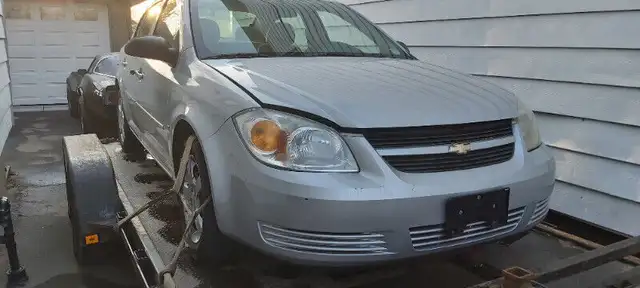 $ Cash For Your Scrap Vehicle - Picked Up At Your Location in Towing & Scrap Removal in St. Catharines - Image 9