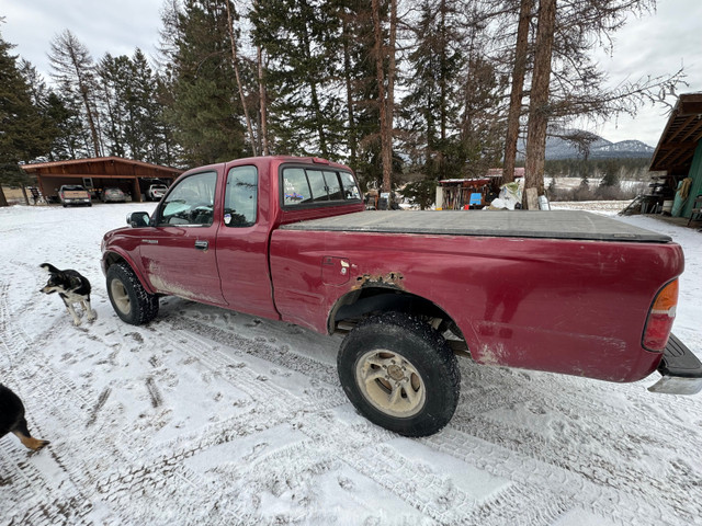 1998 Toyota tacoma in Cars & Trucks in Cranbrook - Image 3