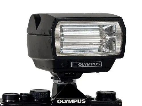 OLYMPUS Flash - Quick Auto 310 in Cameras & Camcorders in Thunder Bay - Image 2