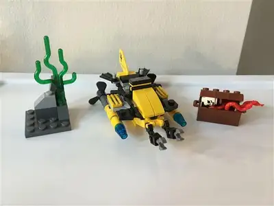 Lego Aqua Raiders Deep Sea Treasure Hunter #7770 - $10 This 75 piece set was released in 2007. Compl...