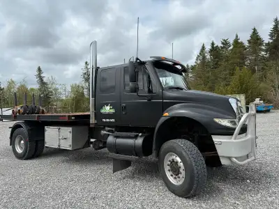 4x4 int for sale new tires new starter and battery this year 466 motor 540000 kms 10 speed transmiss...